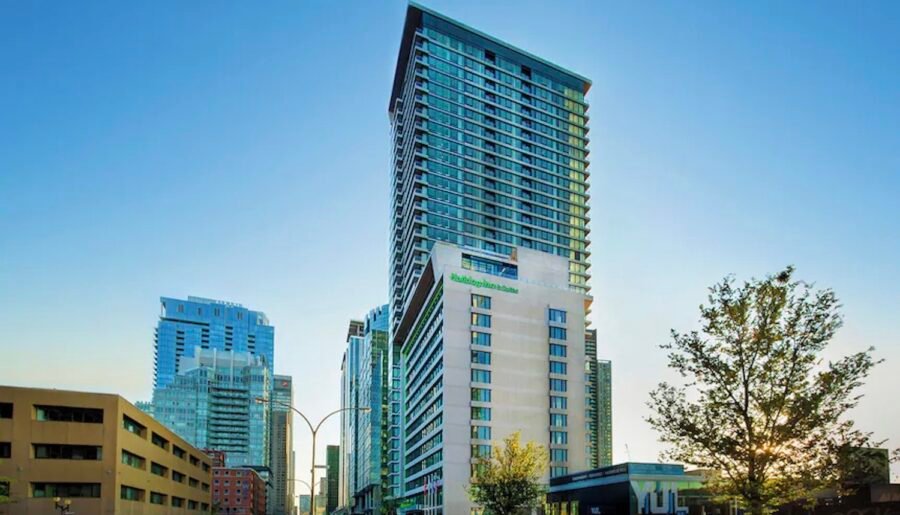Holiday Inn Hotel & Suites Montreal Centre-Ville