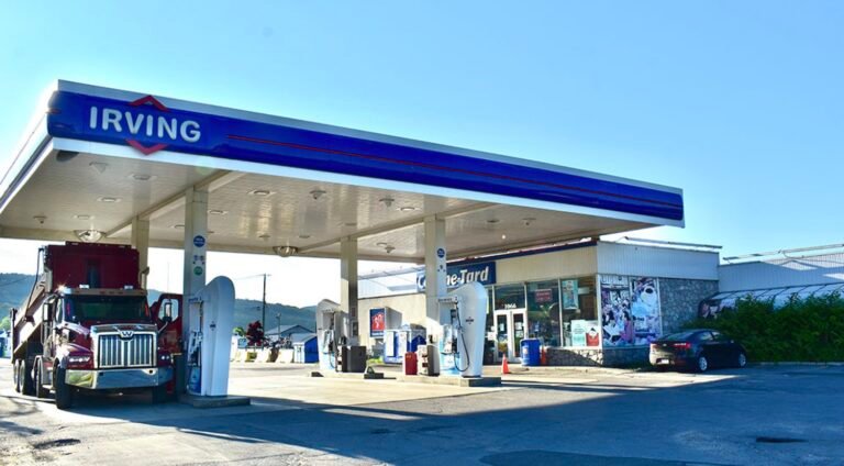 Couche-Tard - Baie-St-Paul - Irving