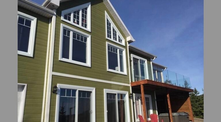 LA MAISON HÉLÈNE ROSE LA MAISON HÉLÈNE ROSE