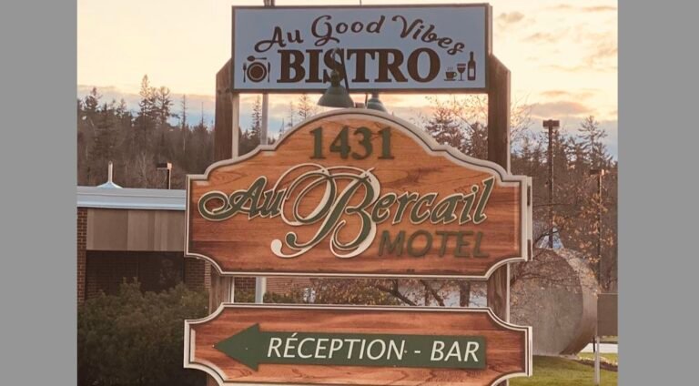 Motel Au Bercail - Témiscaming