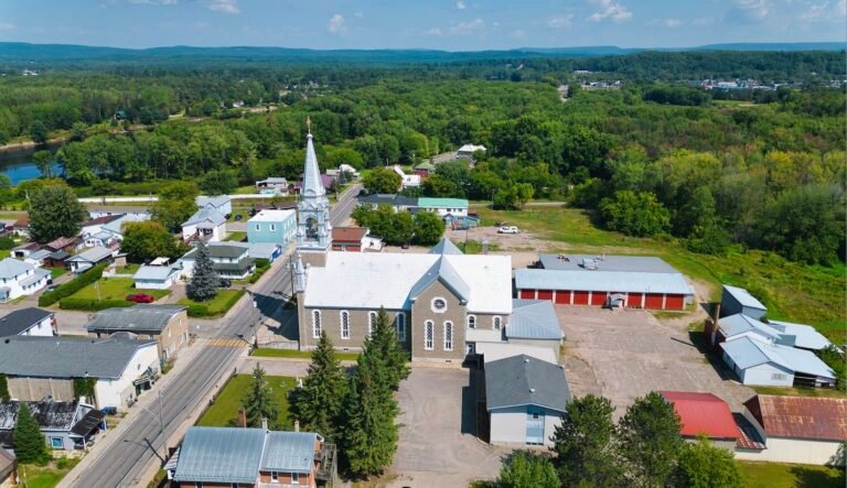 Municipalité de Mansfield et Fort-Coulonge-Outaouais Municipalité de Mansfield et Fort-Coulonge-Outaouais