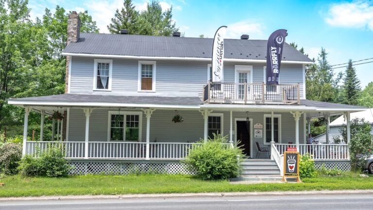 Auberge de la Gare-St-Adele-Laurentides