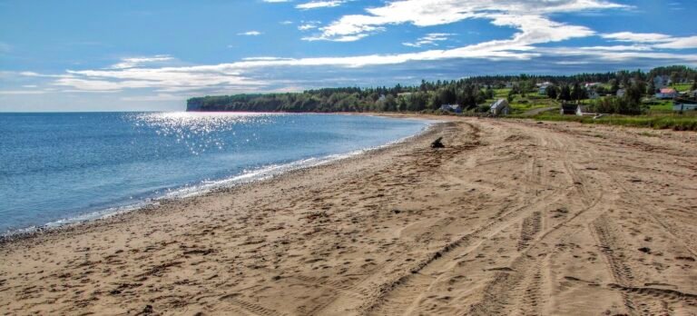 Plage Sandy Beach - Gaspé-Gaspesie