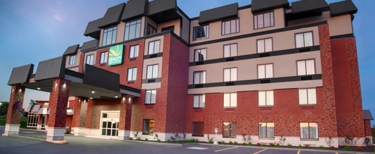 Quality Inn & Suites - Victoriaville