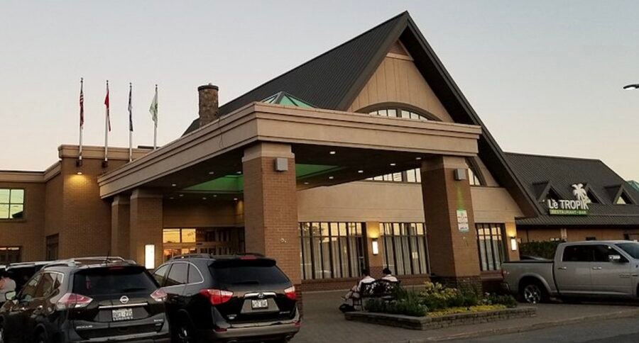 Radisson Aéroport de Montréal – Airport Hotel