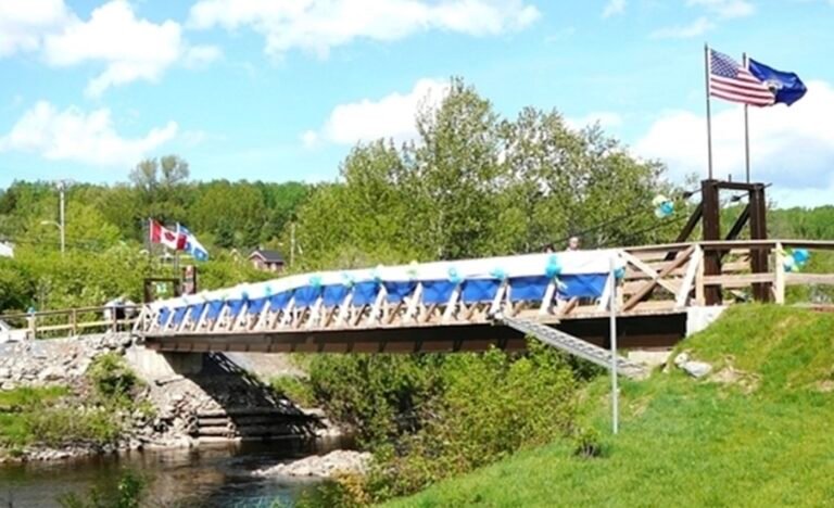 Petit Pont International - Temiscouata