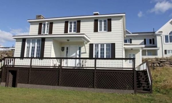 À La Pension Beaudoin - Blanc-Sablon-Cote-Nord