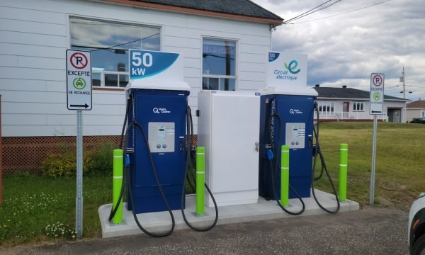 Borne de recharge Riviere-aux-Tonnerre - Cote-Nord