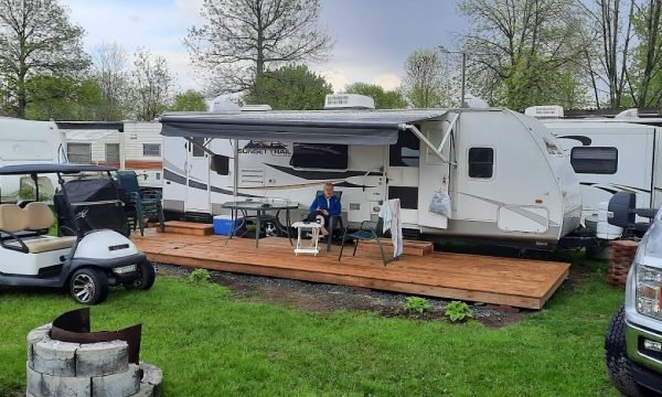 Camping A La Claire Fontaine - Saint-Stanislas-de-Kostka - Monteregie