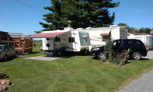 Camping Domaine Lapierre - Saint-Ignace-de-Stanbridge - Cantons-de-l'Est