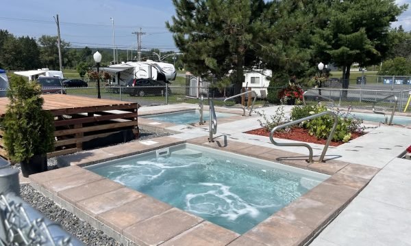 Camping La Roche D'Or - Notre-Dame-des-Pins en Beauce