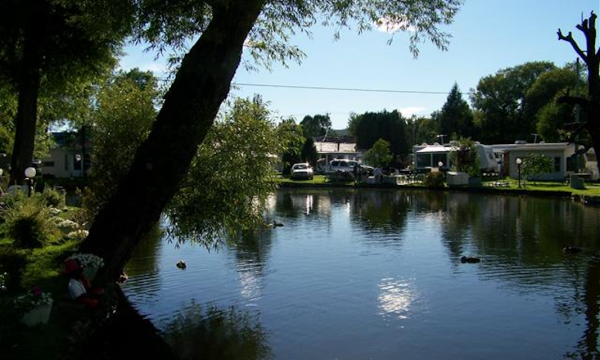 Camping Lac-Aux-Flambeaux - Château-Richer - Québec