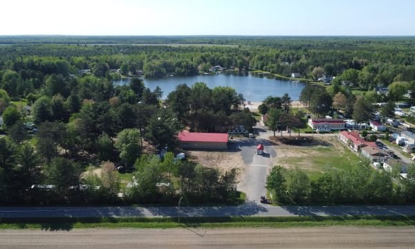 Camping Lac des Cyprès-Ste-Seraphine