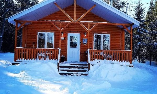 Chalets du Domaine - Notre-Dame-Des-Bois-Cantons de l'Est.jpg