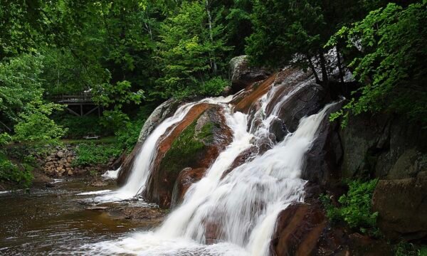 Chute aux Iroquois - Laurentides
