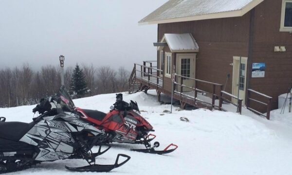 Club de motoneige Les Sultans inc., Laurentides, Mont-Laurier