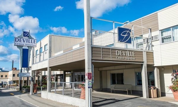 Deville Centre Hôtelier - Rouyn-Noranda