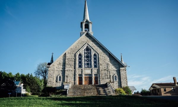 EWglise Notre-Dame des Bois- Cantons de l'Est.jpg