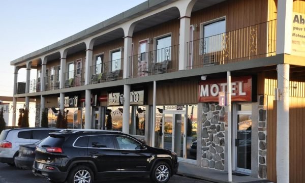 Hotel Motel Le Château - Lac-Mégantic - Cantons de l'Est