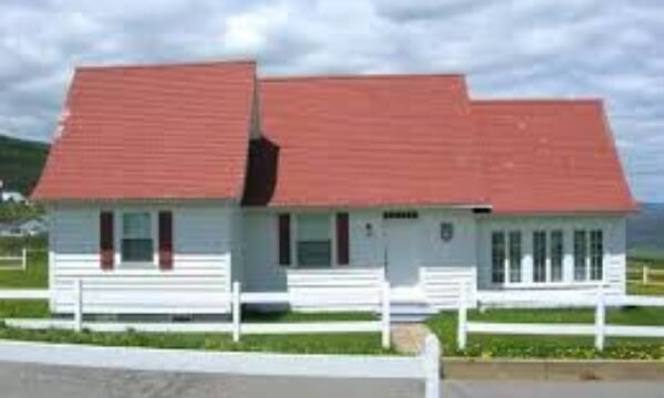 La Maison du Capitaine -Percé- Gaspésie