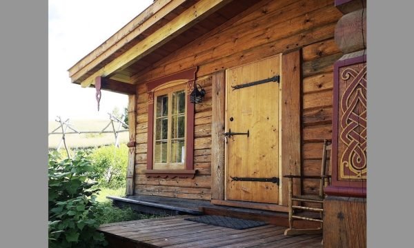 Le Repaire Viking.Rose du Nord Saguenay