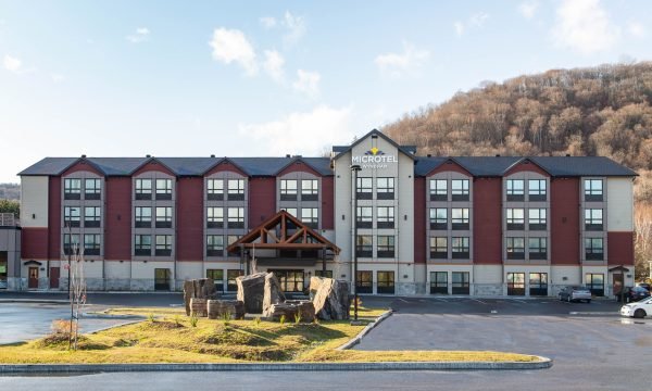 Microtel Inn & Suites by Wyndham Mont Tremblant