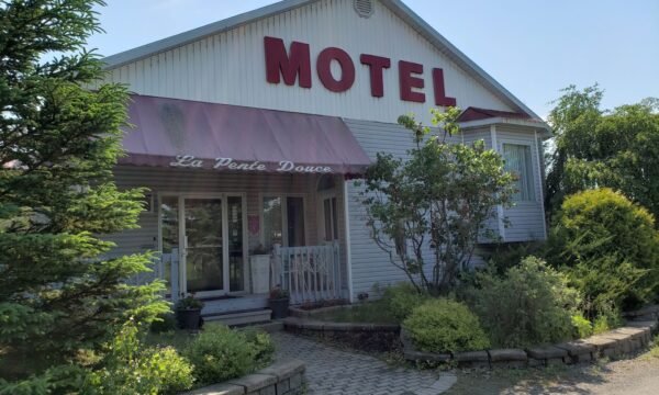 Motel de la Pente Douce - Magog - Cantons de l'Est