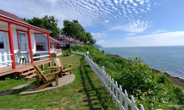 Motel et Chalets Bo-Fleuve Évangeline Saint-Siméon - Charlevoix