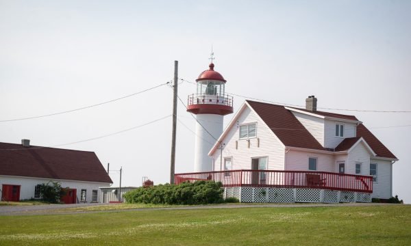 Phare Cap-de-la-Madeleine-Destination Gaspésie