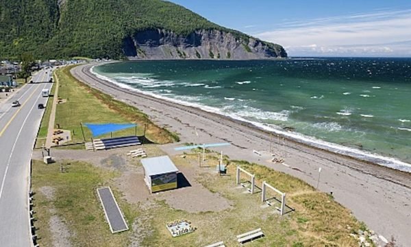 Plage Mont St-Pierre-Gaspésie