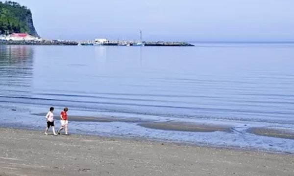 Plage de Saint-Maxime-du-Mont-Louis-Gaspésie