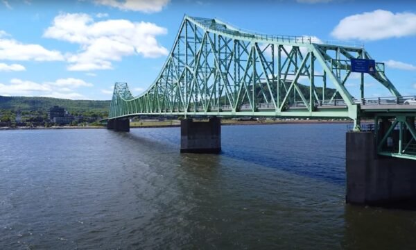 pont J.C. Van Horne pointe a la crois gaspesie